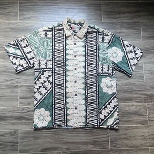 Hilo Hattie Hawaiian Teal and Black Tiki Shirt